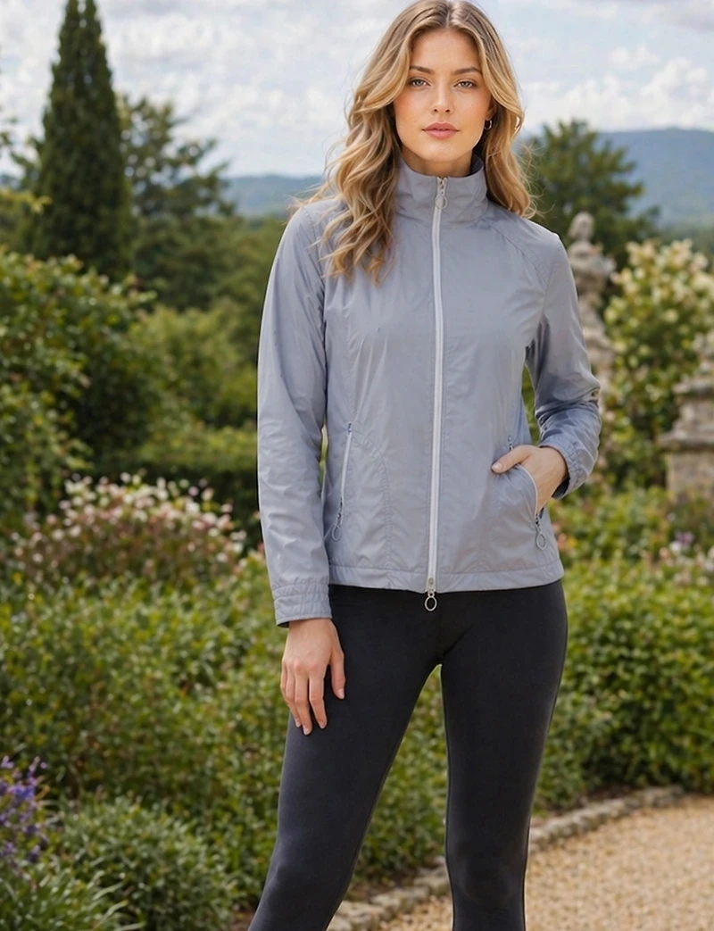 Veste Coupe-Vent Légère Active Vegan à Capuche avec Bib Zippé Intérieur par Saki