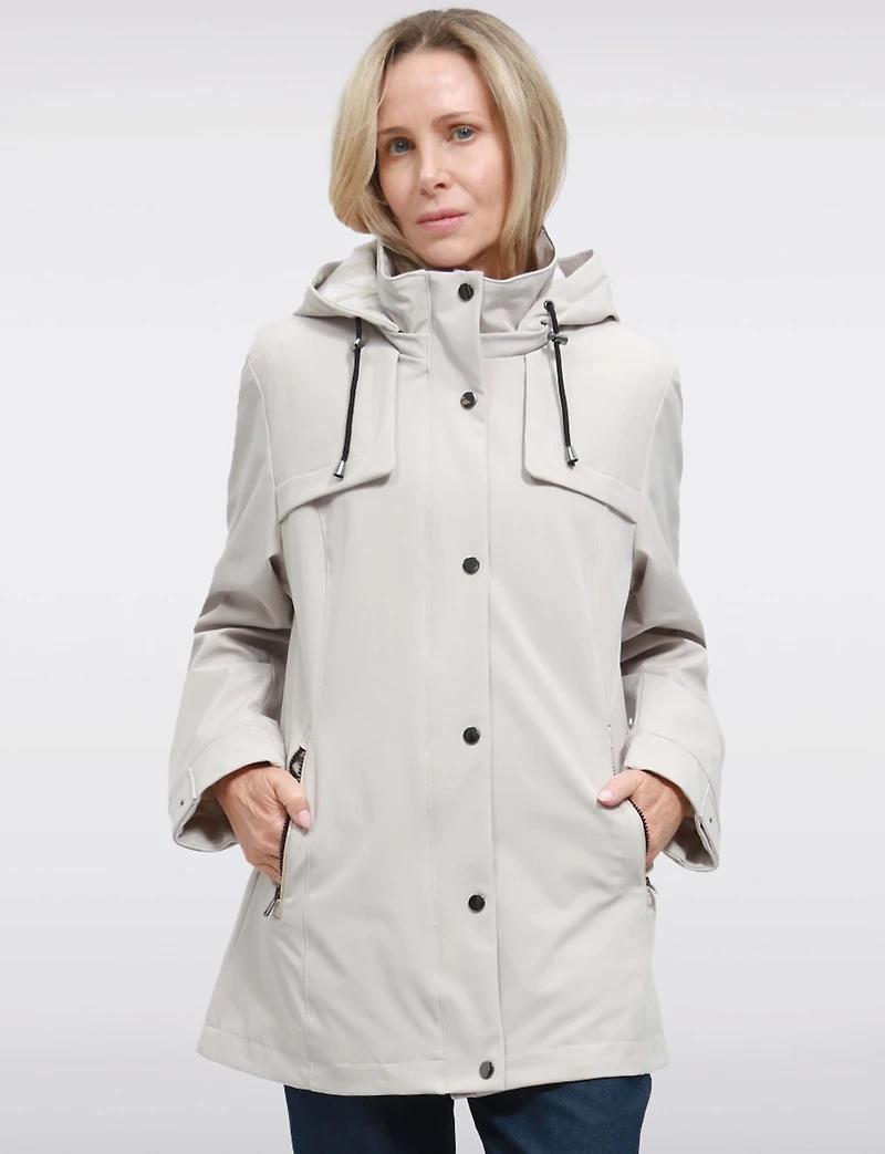 Manteau Végan Breathe-Tech® Softshell Polyvalente avec Capuche Amovible par Saki
