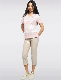 Haut Tricot Texturé À Motif Floral Col V Et Manches Courtes Par Beta’s Choice