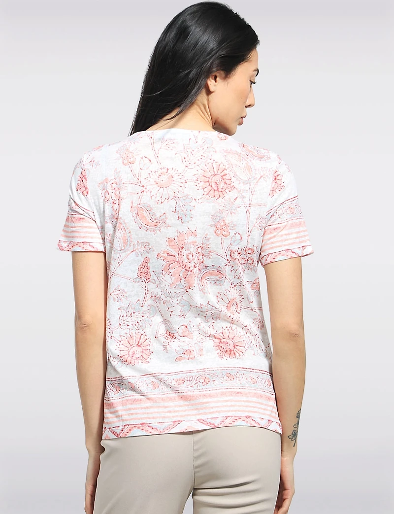 Haut Tricot Texturé À Motif Floral Col V Et Manches Courtes Par Beta’s Choice