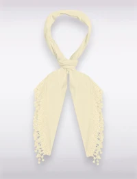 Écharpe Triangulaire Luxueuse Douce avec Franges en Dentelle – Style & Élégance