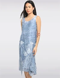Robe Midi Évasée À Deux Niveaux Sans Manches Imprimé Floral & Ondulé Par Cativa