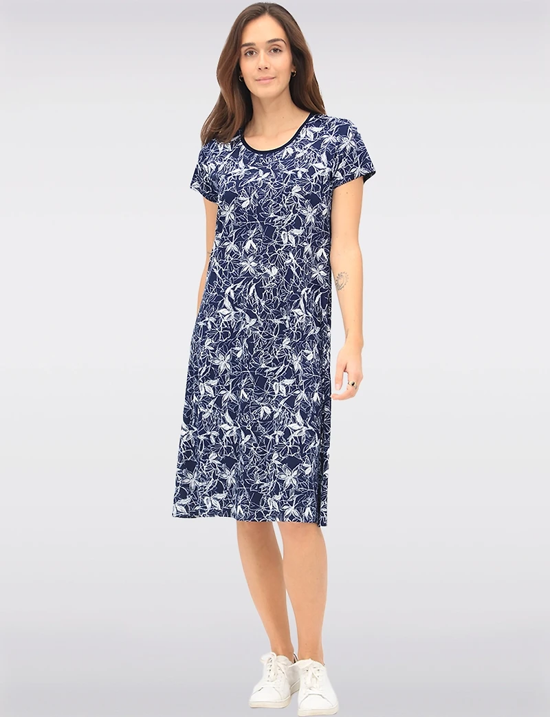 Robe Trapèze à Imprimé Floral Bleu Marine Manches Courtes et Col Rond par Perle