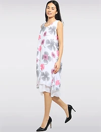 Robe Légère Sans Manches à Motif Floral Délicat & Coupe Évasée par Fun Sport