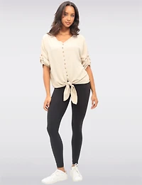 Blouse Unie Froissée à Col V Boutonnée et Nouée L’avant par Froccella