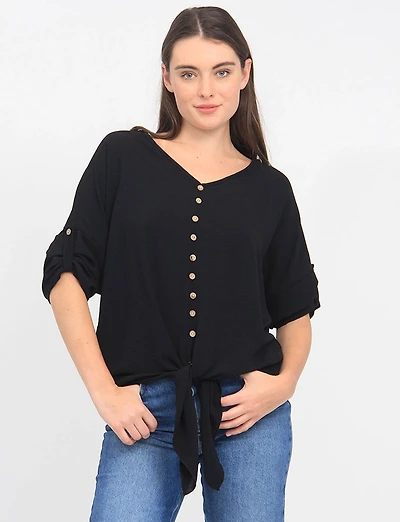 Blouse Unie Froissée à Col V Boutonnée et Nouée L’avant par Froccella