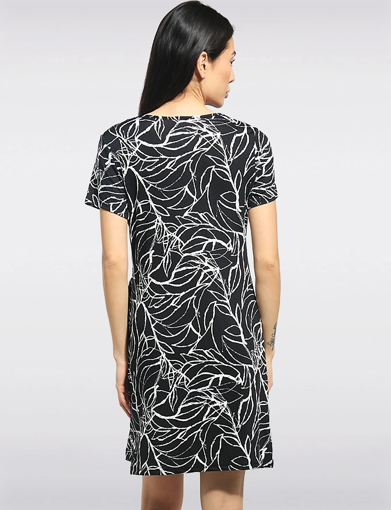 Robe en tricot ITY froncée à motif de feuilles monochromes par Perle