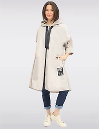 Veste Coupe Ample Longue Ultra-légère À Capuche Et Cordon en Ruban Par Froccella