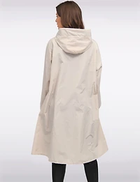 Veste Coupe Ample Longue Ultra-légère À Capuche Et Cordon en Ruban Par Froccella