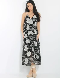 Robe Mi-longue À Dos Nu Bretelles Col V Ornée Broderies Florales Par Queen Drama