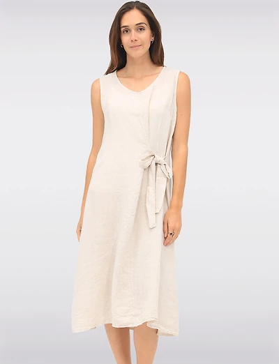 Robe Élégante Sans Manches en Lin avec Lien à Nouer Sur le Côté par Froccella