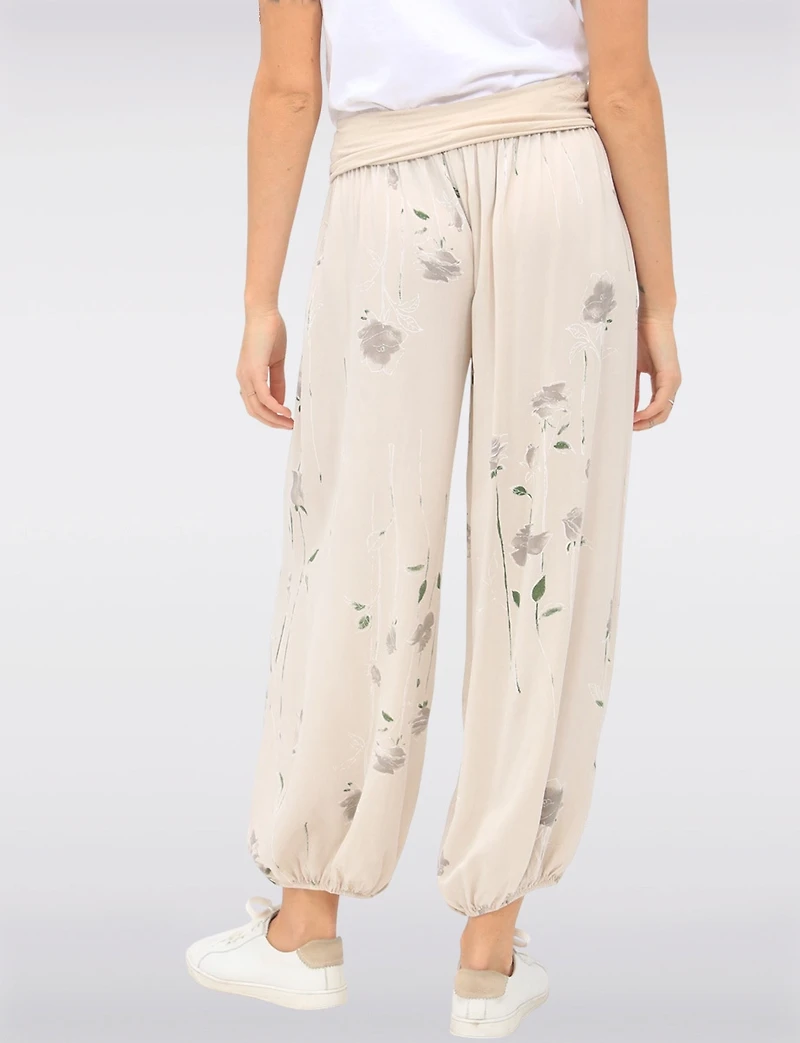 Pantalon Ballon à Taille Froncée Ourlet Élastiqué et Motif Floral par Froccella