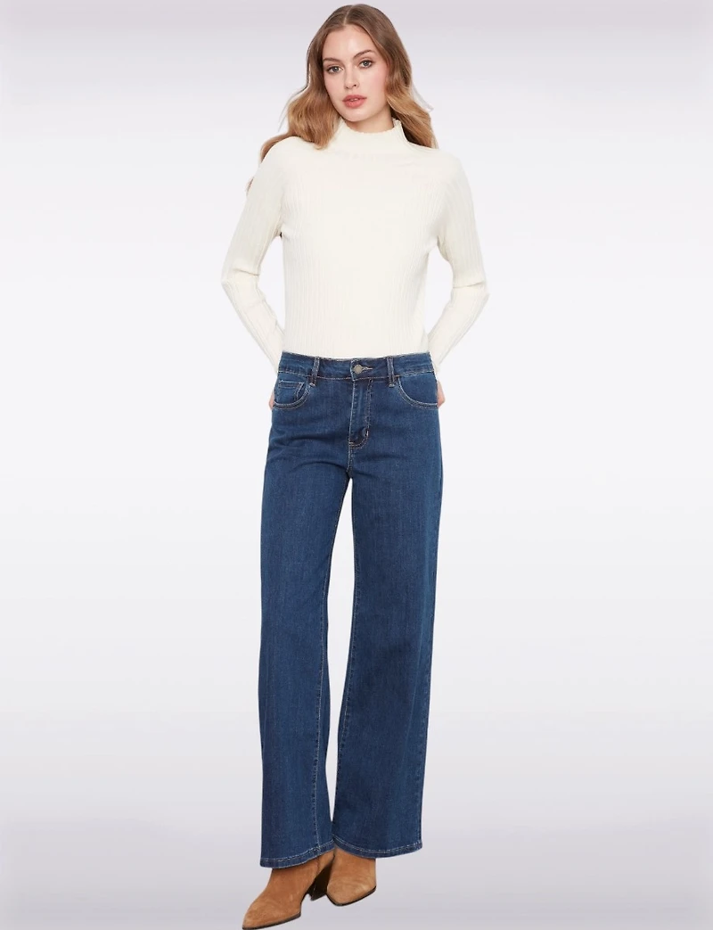 Pantalon Chloe large en denim extensible & taille régulière par Charlie B