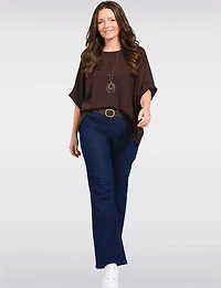 Pantalon Denim Extensible Foncé Coupe Droite Ceinture Faux Cuir par Froccella