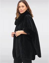 Manteaux Manteaux | La maison du manteau au Québec Cape-Châle Élégante Noire à Texture Chevron Douce Bordée de Fausse Fourrure