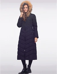 Manteaux | La maison du Manteau au Québec Doudoun Long Éco-Duvet Luxe avec Capuche en Fourrure Naturel par Sokos