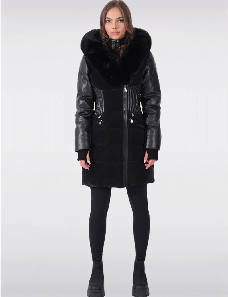 Manteaux | La maison du Manteau au Québec Chic avec Détails en Simili Cuir Plastron et Capuche Intégrée par Sicily