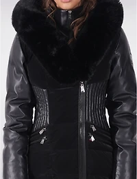 Manteaux | La maison du Manteau au Québec Chic avec Détails en Simili Cuir Plastron et Capuche Intégrée par Sicily