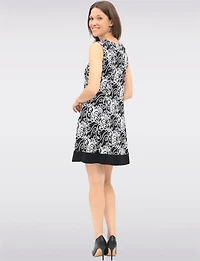 Robe Sans Manches à Imprimé Abstrait Noir & Blanc & Ourlet Contrastant par Vamp