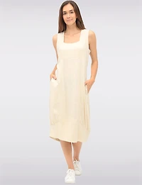 Robe Sans Manches à Col Carré Longue Ballon Avec Poches par Julia Paradis
