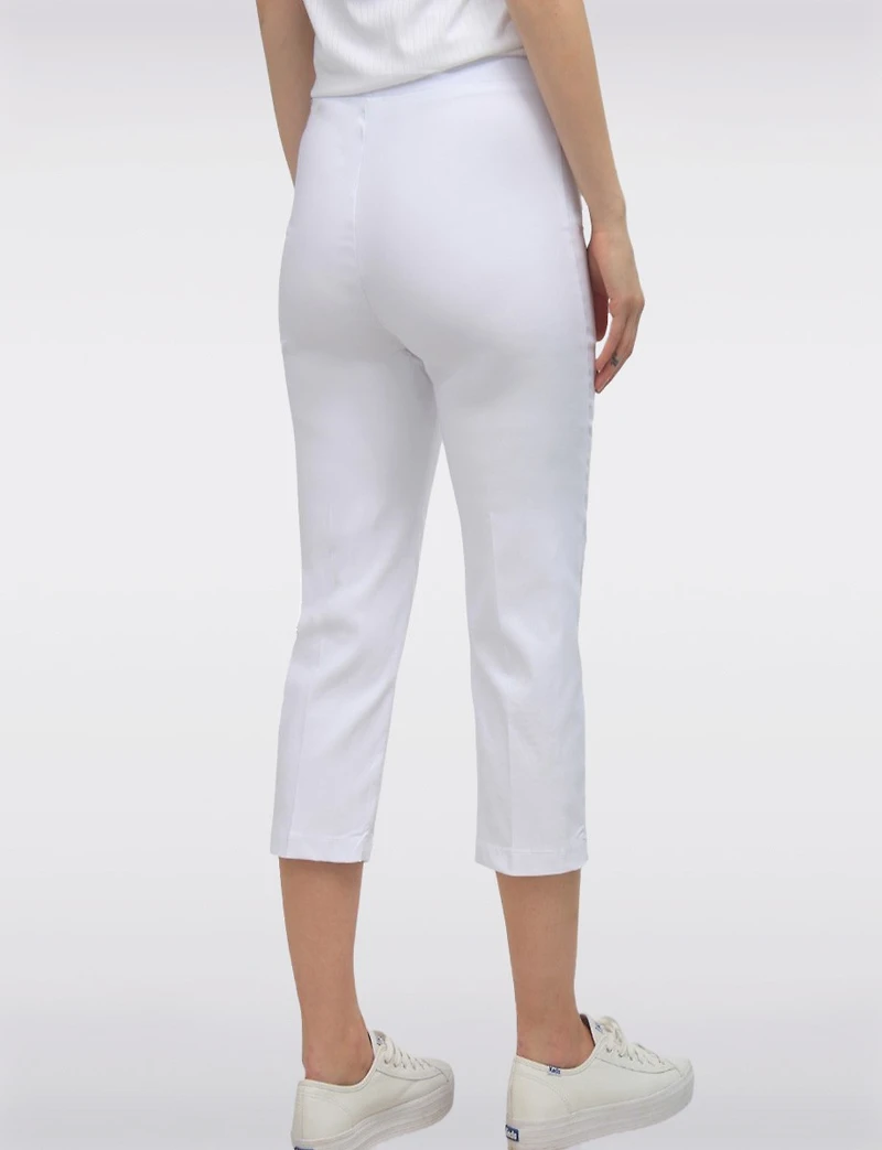 Capris À Taille Haute Avec Deux Poches Carrées Sur Le Devant Par Amani Couture
