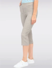 Capris À Taille Haute Avec Deux Poches Carrées Sur Le Devant Par Amani Couture