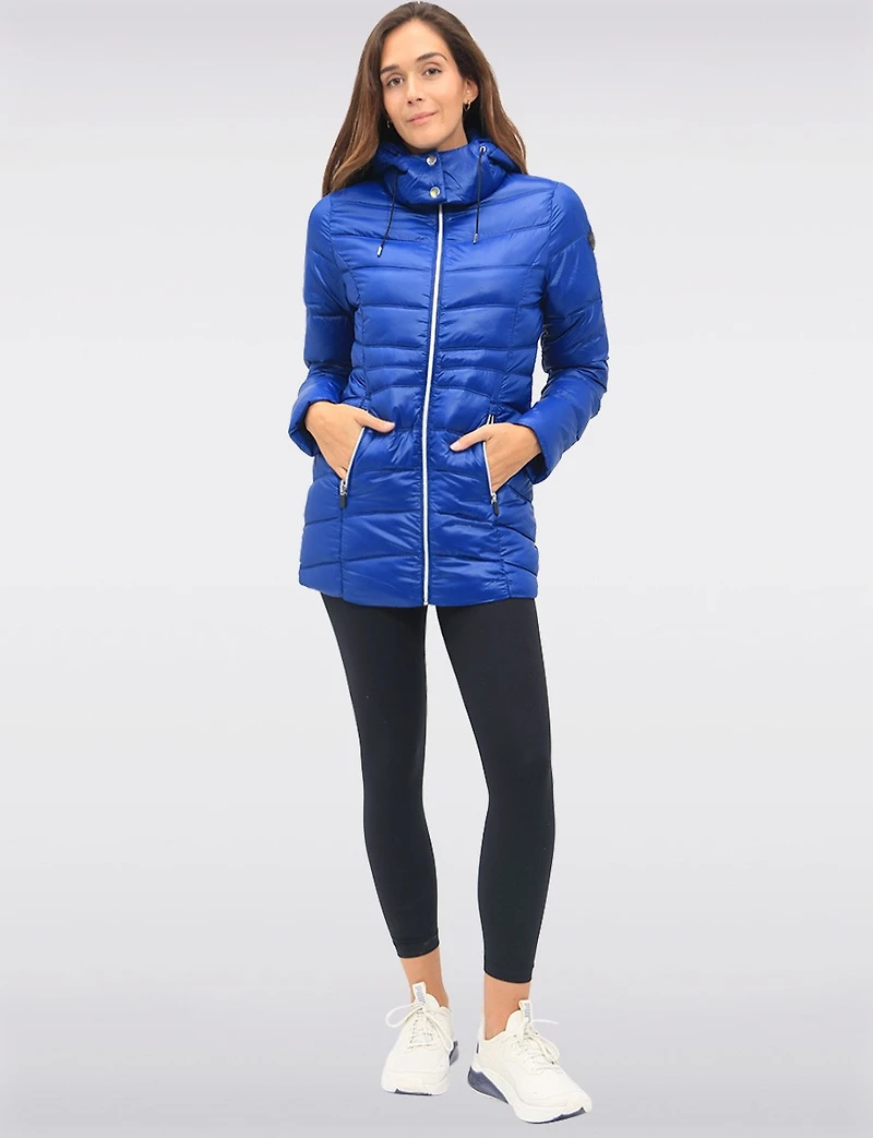 Doudoune Végan Compacte à Capuche avec Coussin de Nuque Intégré par Point Zero