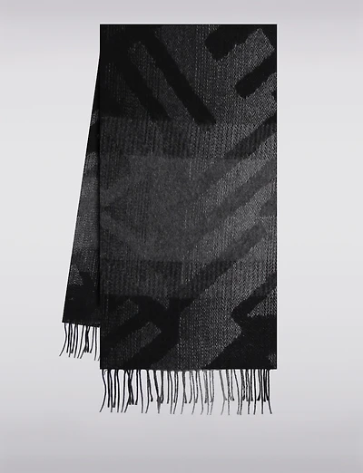 Foulard Noir Italien en Jacquard Géométrique Oblong avec Franges des Deux Côtés