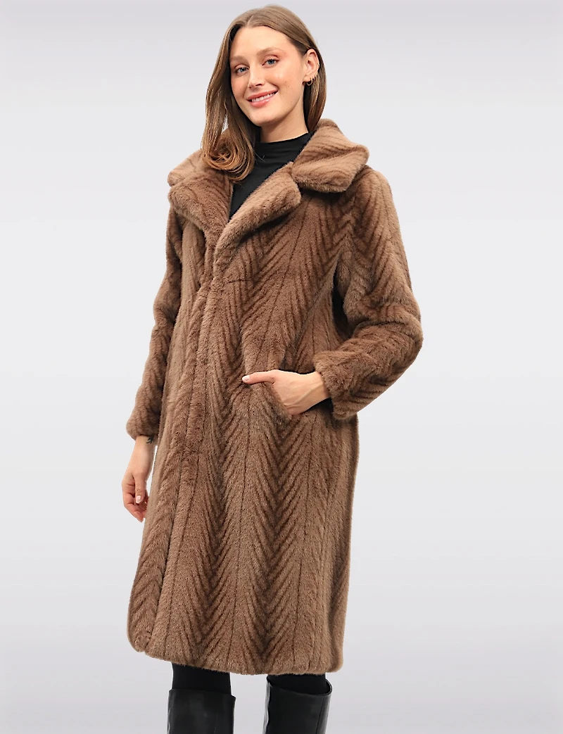 Manteau Faux Fur Boxing Day par Spanner | Manteaux