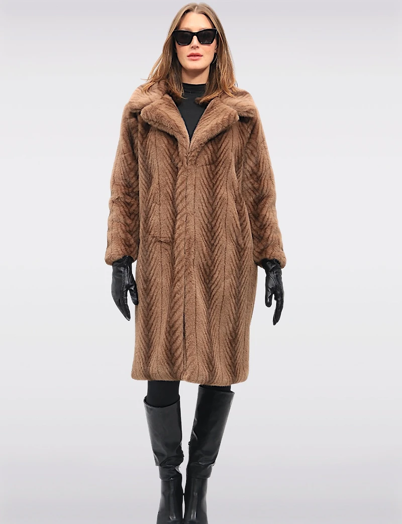 Manteau Faux Fur Boxing Day par Spanner | Manteaux