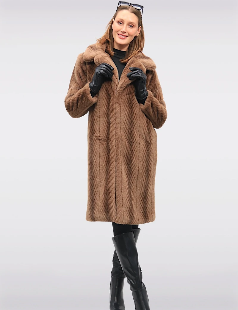 Manteau Faux Fur Boxing Day par Spanner | Manteaux