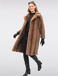 Manteau Faux Fur Boxing Day par Spanner | Manteaux