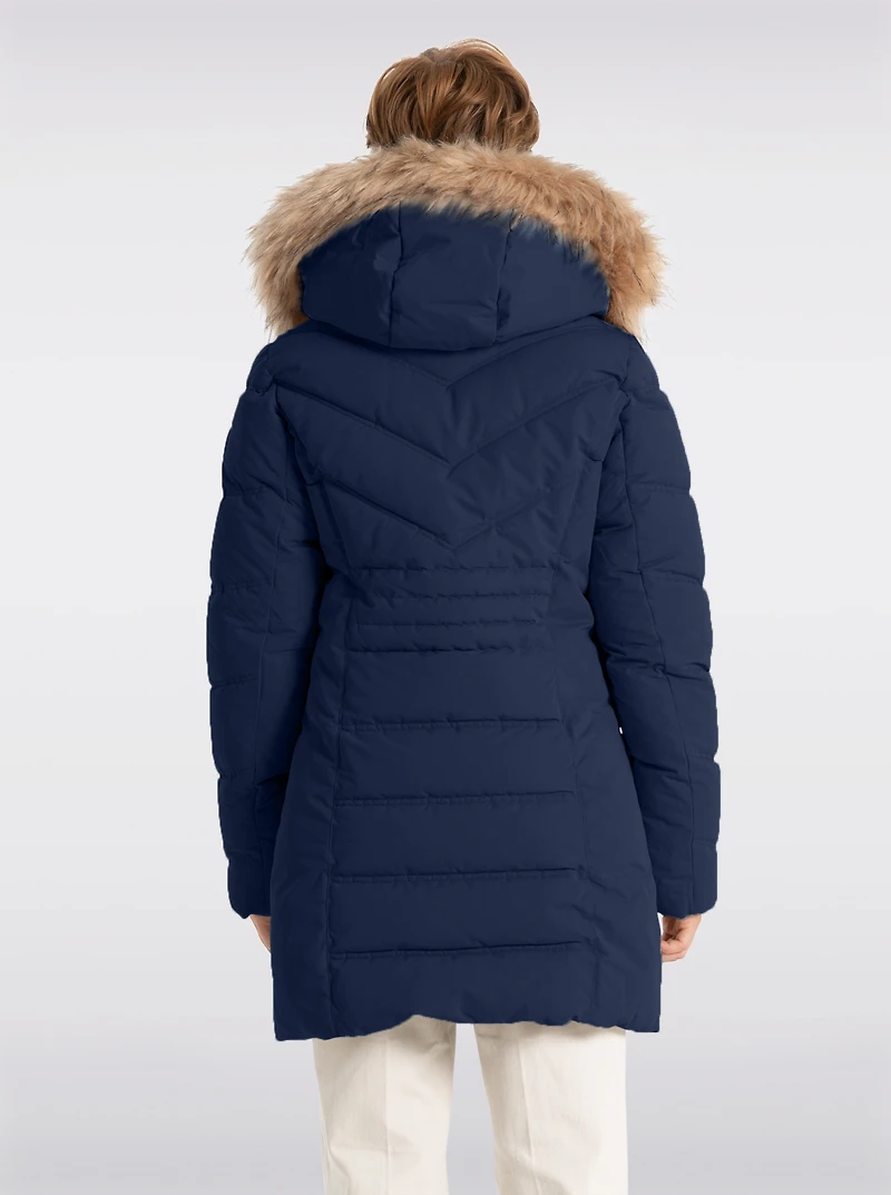 Doudoune Végan Matelassée à Capuche Amovible en Fausse Fourrure par Point Zero