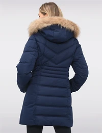 Doudoune Végan Matelassée à Capuche Amovible en Fausse Fourrure par Point Zero