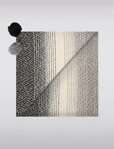 Foulard Bicolore Doux et Polyvalent avec Pompons Amovibles en Fausse Fourrure