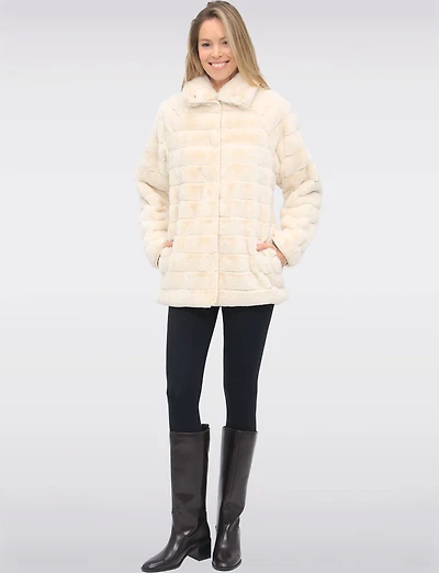 Manteau Fausse Fourrure Vegan Boxing Day par Saki | Manteaux