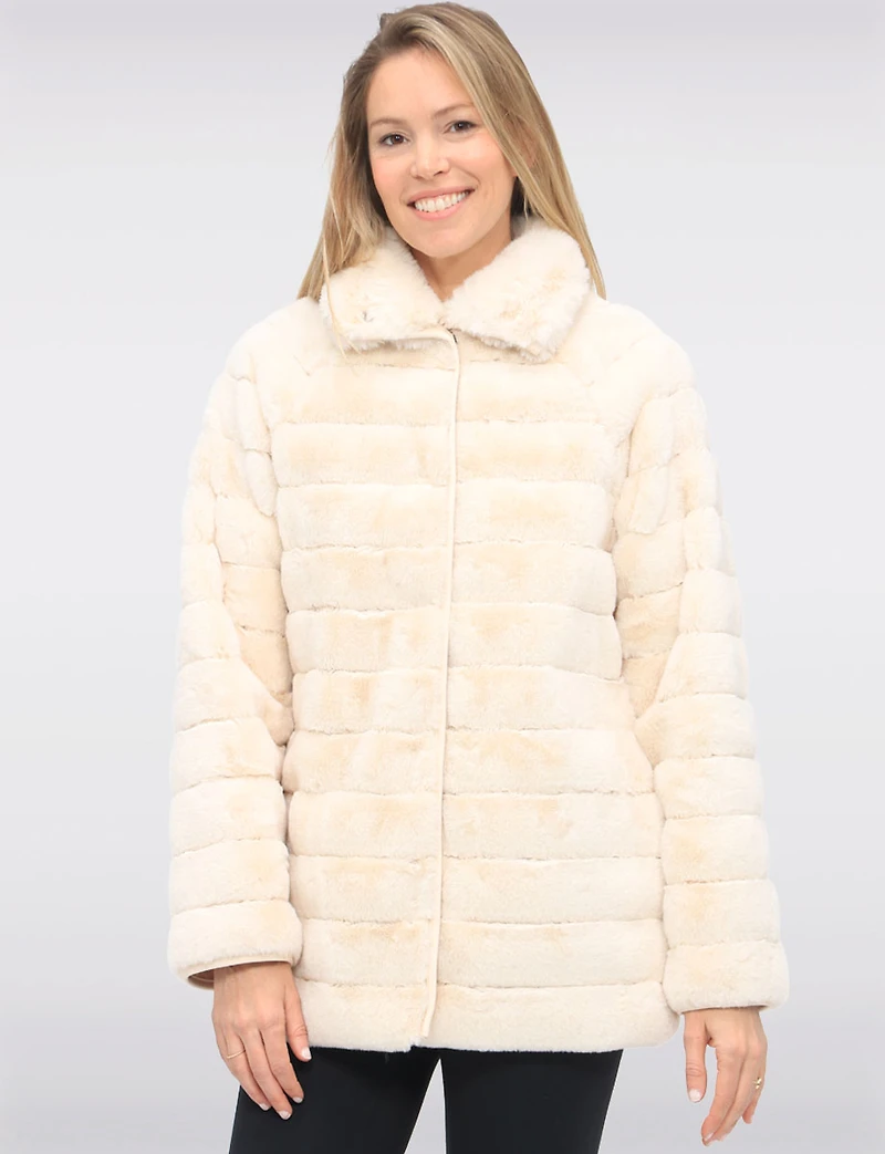 Manteau Fausse Fourrure Vegan Boxing Day par Saki | Manteaux