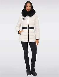 Manteau Polyloft Jennsen Ceinturé Matelassé Bordé De Fausse Fourrure Par Saki
