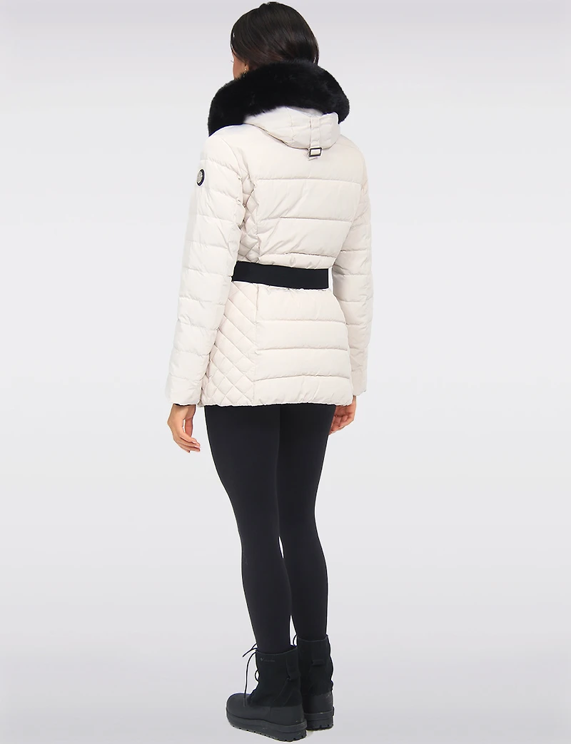 Manteau Polyloft Jennsen Ceinturé Matelassé Bordé De Fausse Fourrure Par Saki