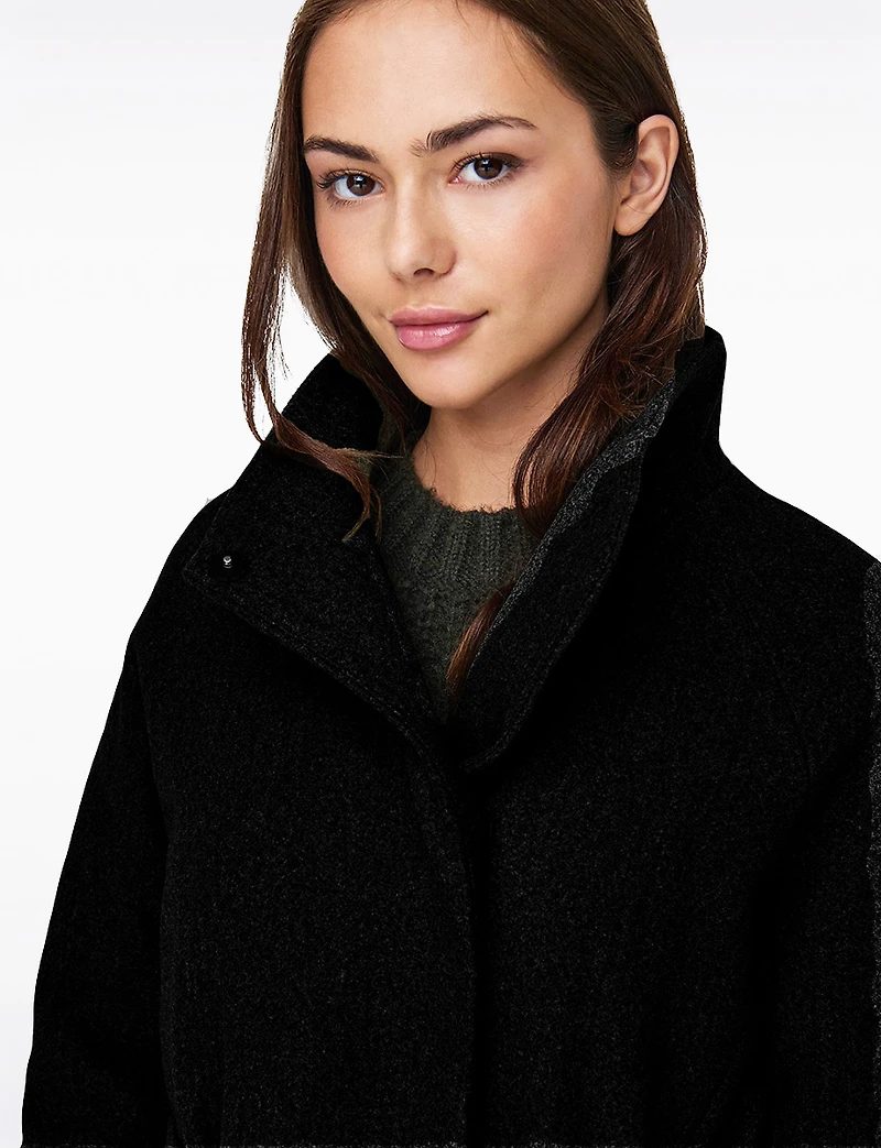 Manteau Chic Coupe Ajustée À Col Haut en Laine Mélangée Avec Ceinture Par Only