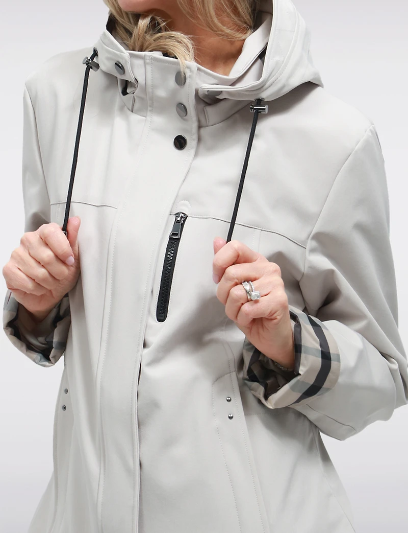 Parka Végan Breathe-Tech® Softshell Polyvalente avec Capuche Amovible par Saki