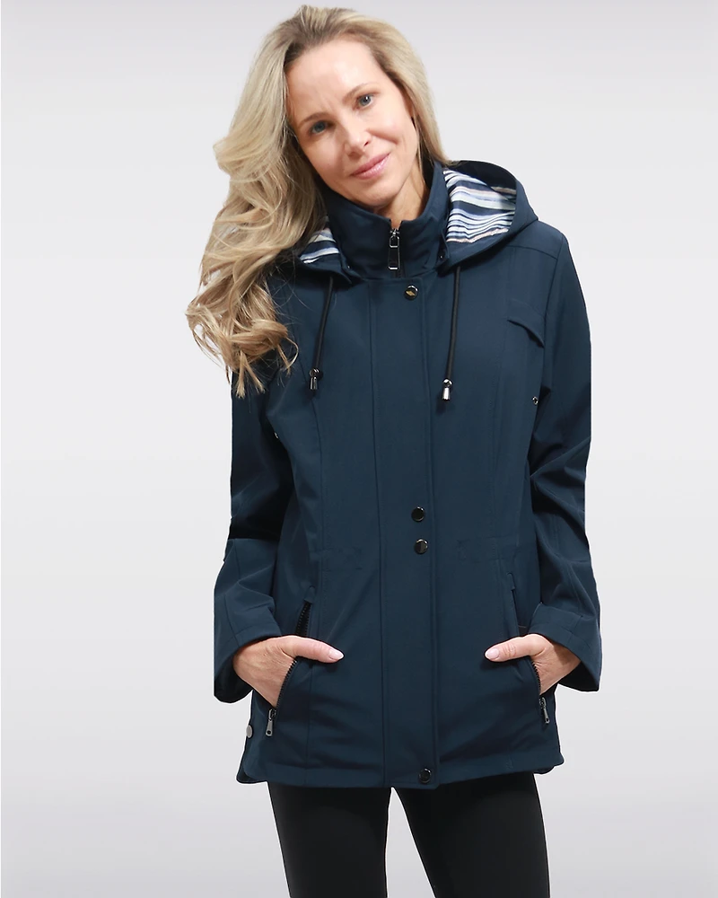 Manteau Végan Breathe-Tech® Softshell avec Capuche Amovible par Saki
