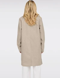Manteau Chic Mi-Long à Boutonnage Simple avec Col Cranté et Bords Bruts par Only