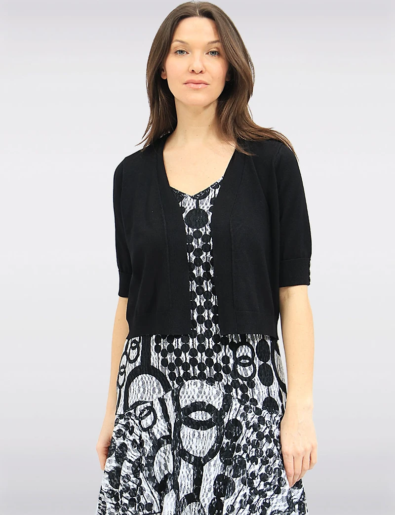 Cardigan Court En Tricot Ouvert Sur Le Devant à Manches 3/4 Par Ninety Clothing