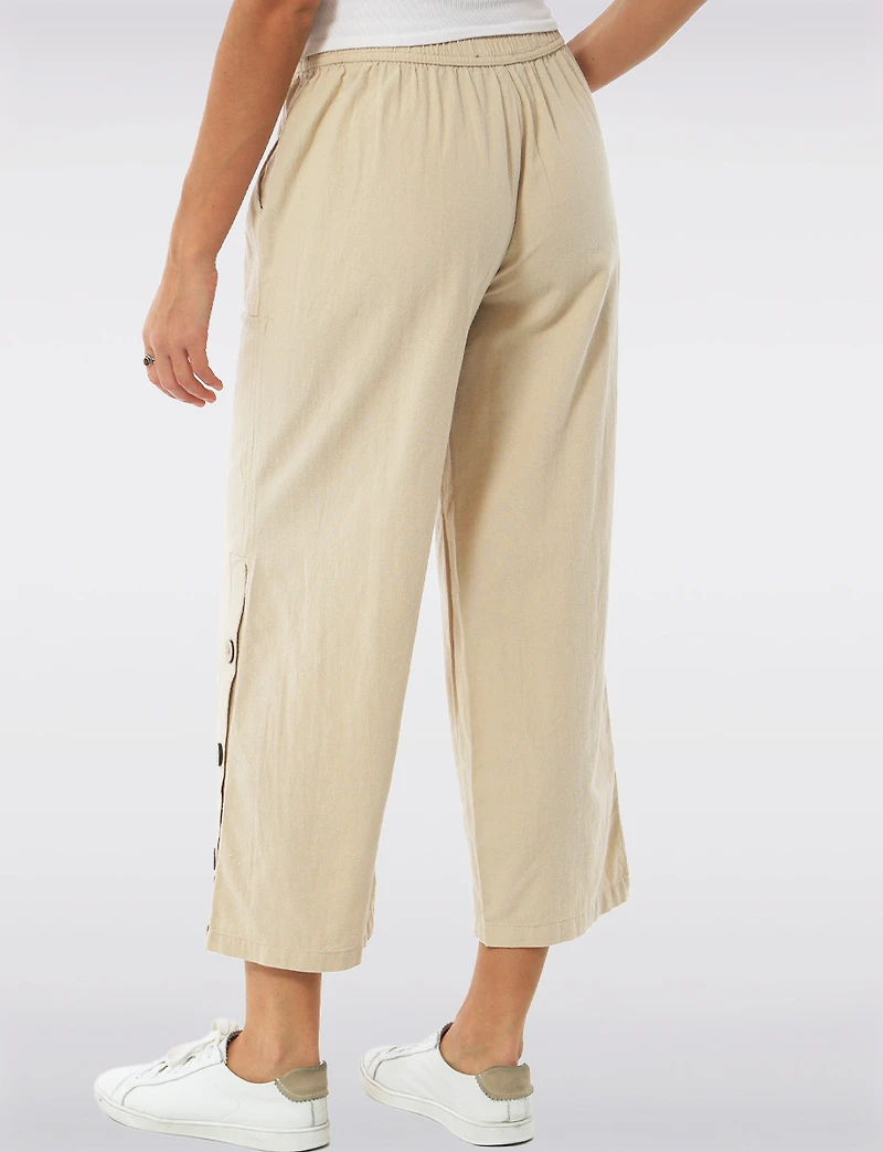 Pantalon Large Cotton à Enfiler avec Poches & Détails Boutons Latéraux par Erika