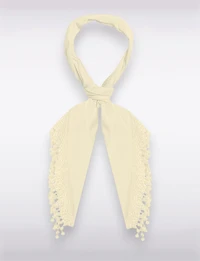 Écharpe Triangulaire Luxueuse Douce avec Franges en Dentelle – Style & Élégance