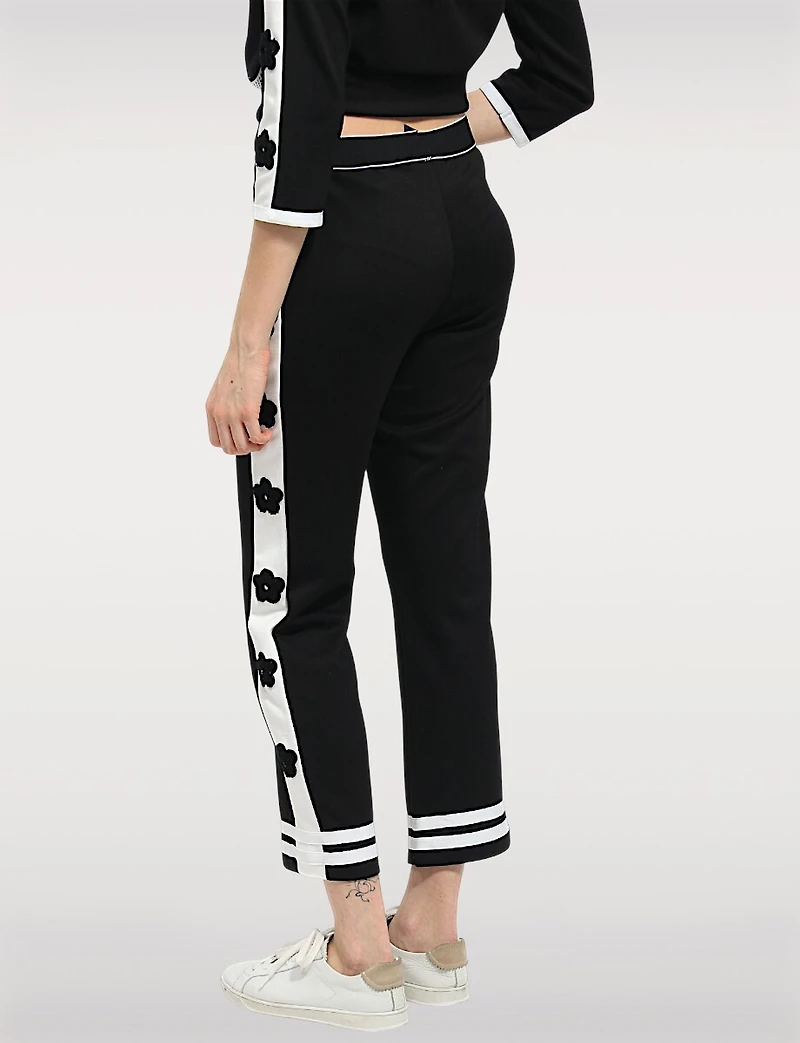 Pantalon à Enfiler avec Détail de Double Bande et Appliqués Floraux par Orly