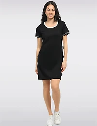 Robe Noire et Blanc Ajustée avec Bandes Latérales & Appliqués Floraux Texturé