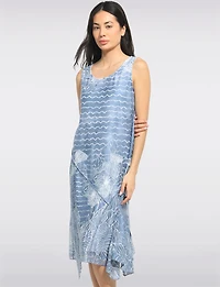 Robe Midi Évasée À Deux Niveaux Sans Manches Imprimé Floral & Ondulé Par Cativa