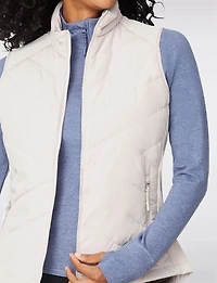 Gilet Matelassé Hybride à Col Montant – Coupe Cintrée Courte par Free Country